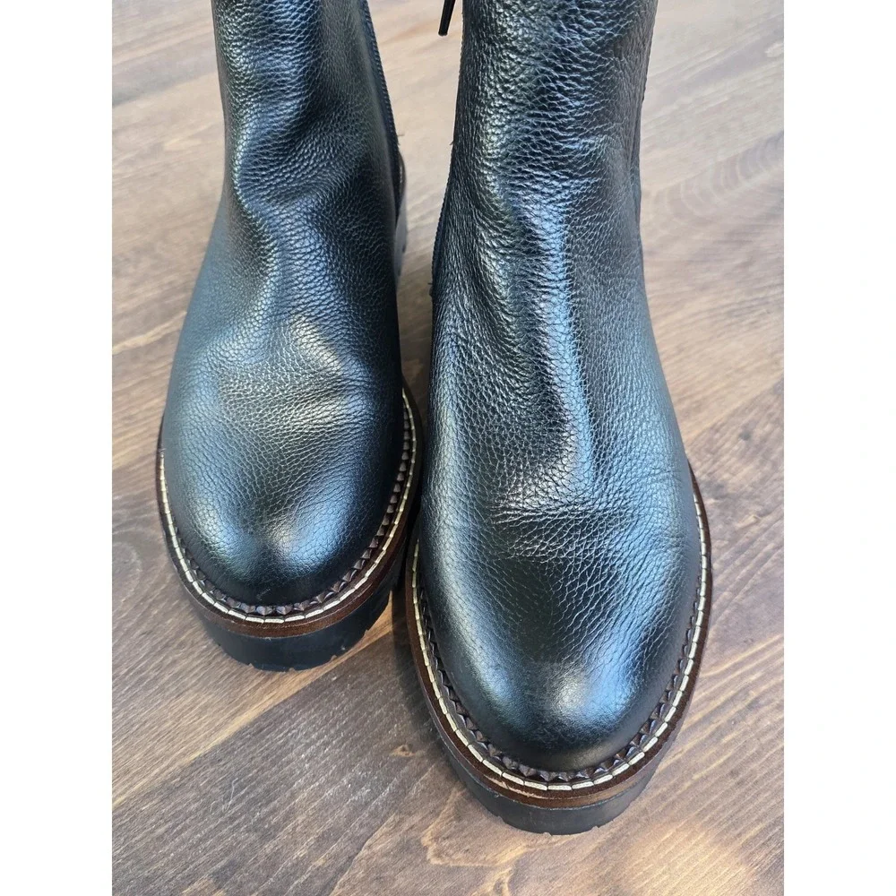 Size 7- Nordstrom Brand Chelsea Boots Women's Black